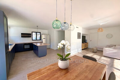 Proche du village et des commodités, dans un environnement cal – 4 pièces – 3 chambres – 110.00 m²