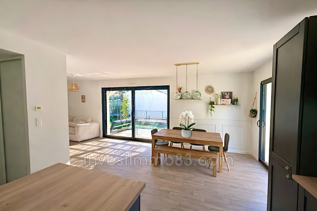 Proche du village et des commodités, dans un environnement cal – 4 pièces – 3 chambres – 110.00 m²