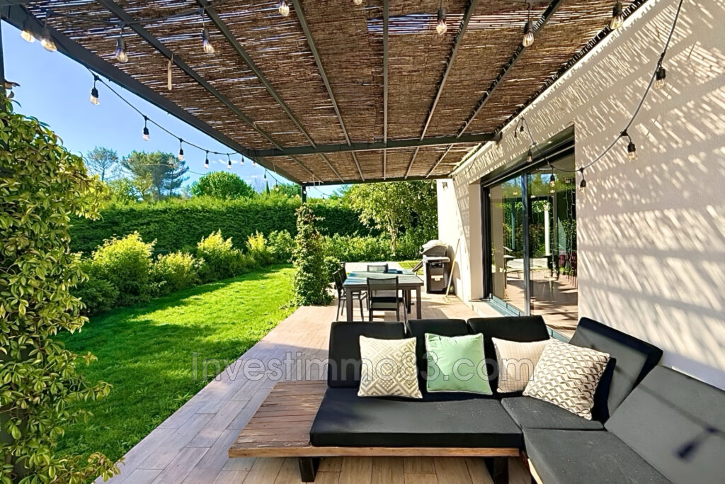 Proche du village et des commodités, dans un environnement cal – 4 pièces – 3 chambres – 110.00 m²