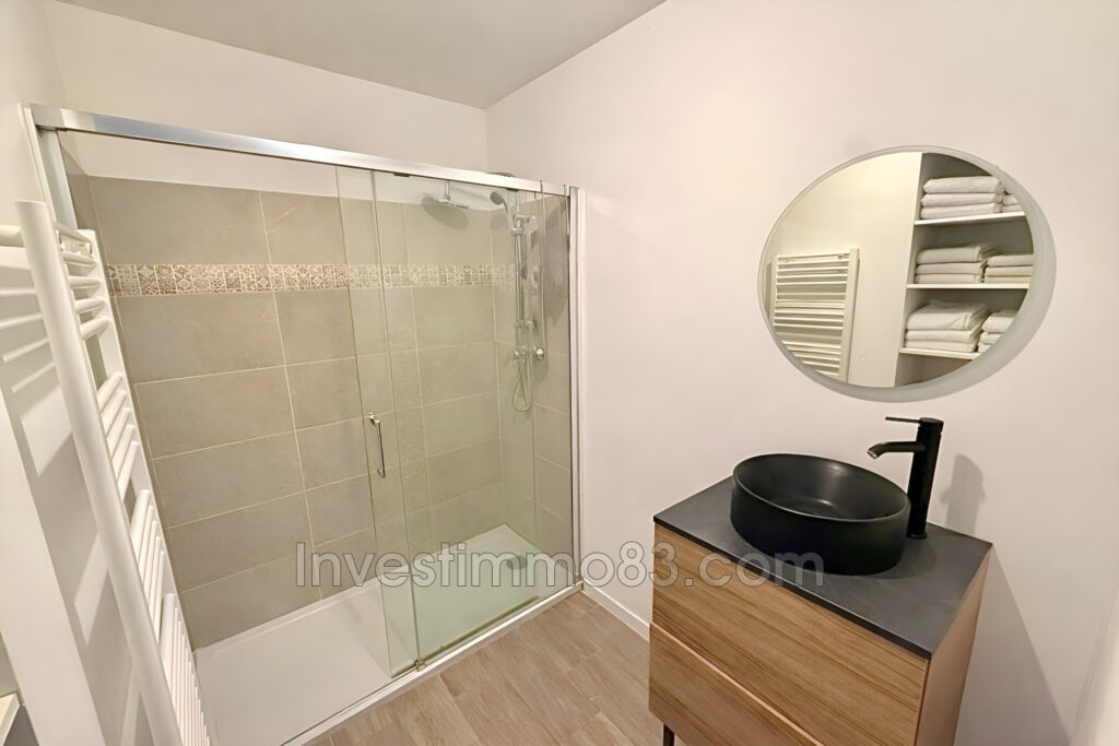 Proche du village et des commodités, dans un environnement cal – 4 pièces – 3 chambres – 110.00 m²