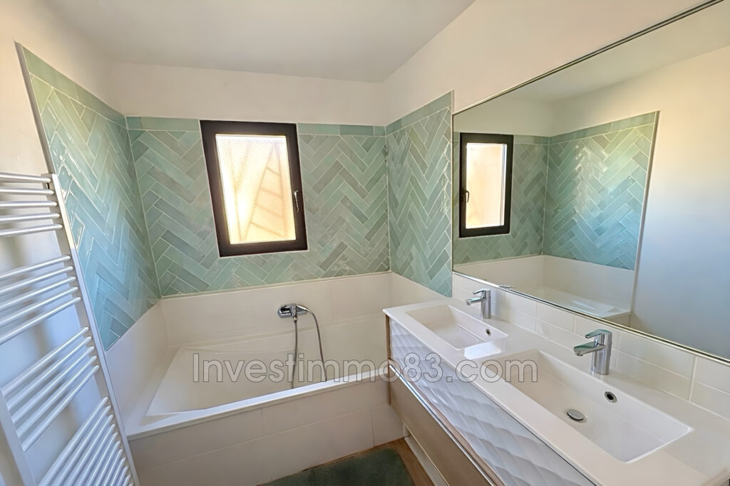 Proche du village et des commodités, dans un environnement cal – 4 pièces – 3 chambres – 110.00 m²