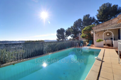 vente villa 6 Pièce(s) – 6 pièces – 4 chambres – 137.00 m²