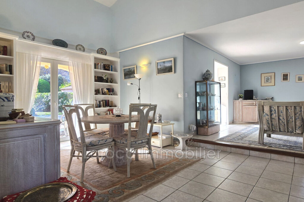 Achat villa à Laroque des Albères – 4 pièces – 3 chambres – 135.00 m²