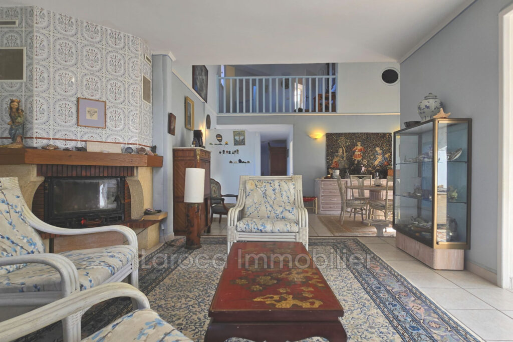Achat villa à Laroque des Albères – 4 pièces – 3 chambres – 135.00 m²