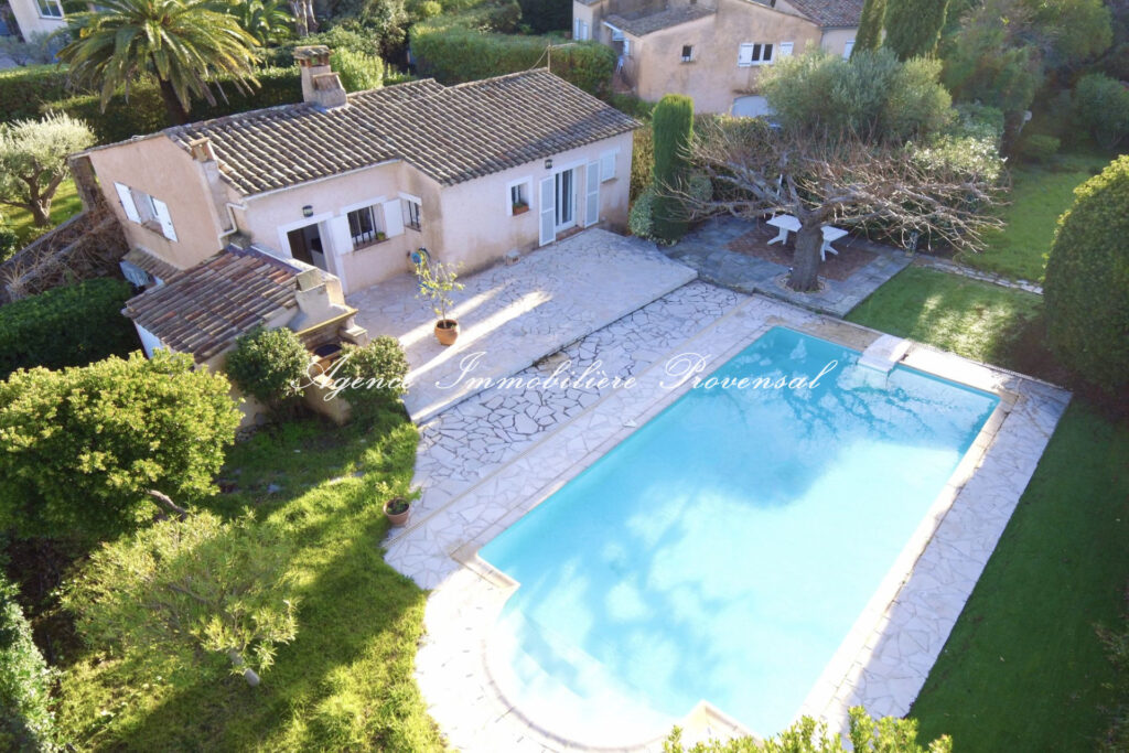 vente maison 2 Pièce(s) – 2 pièces – 3 chambres – 130.00 m²