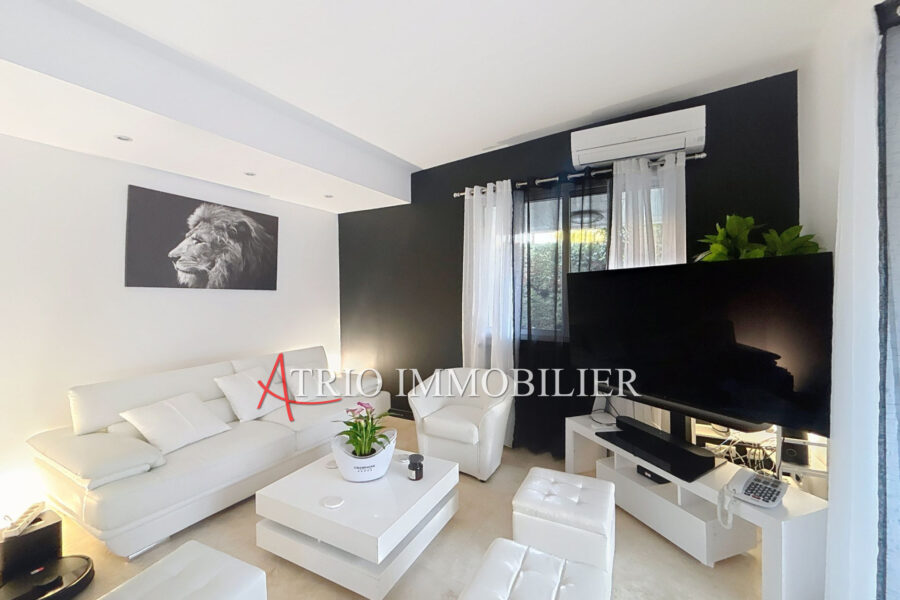 Maison à louer à Cagnes-sur-mer