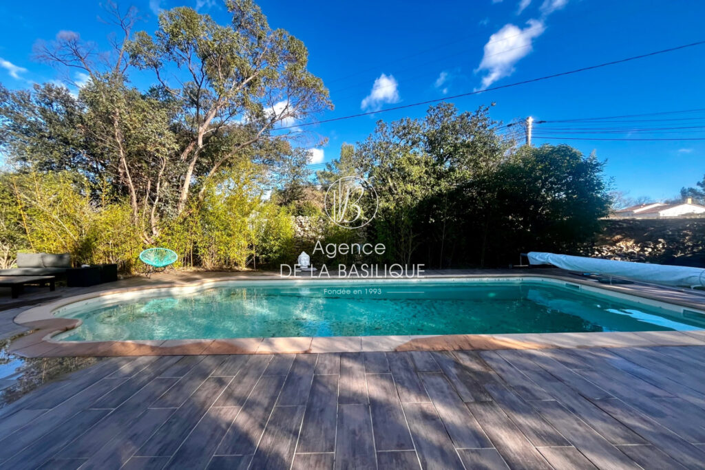 vente maison 5 Pièce(s) – 5 pièces – 4 chambres – 128.00 m²