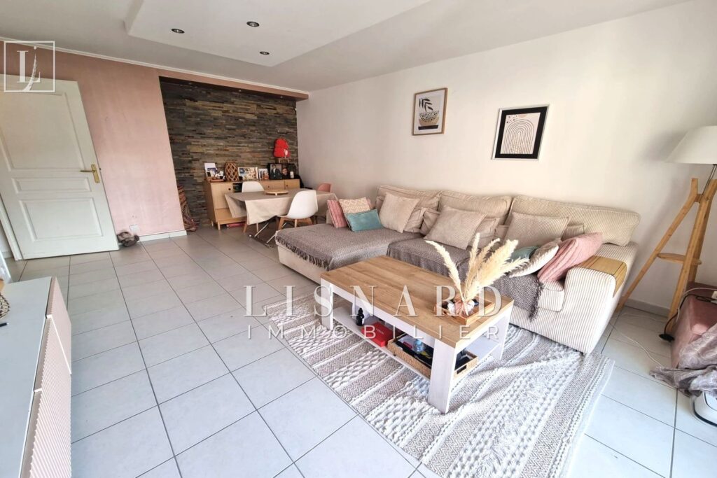 vente appartement 3 Pièce(s) – 3 pièces – 2 chambres – 63.00 m²