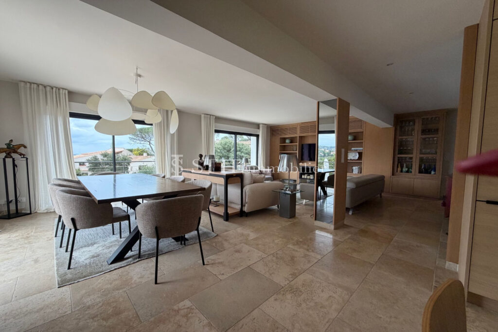 vente villa 6 Pièce(s) – 6 pièces – 6 chambres – 270.00 m²