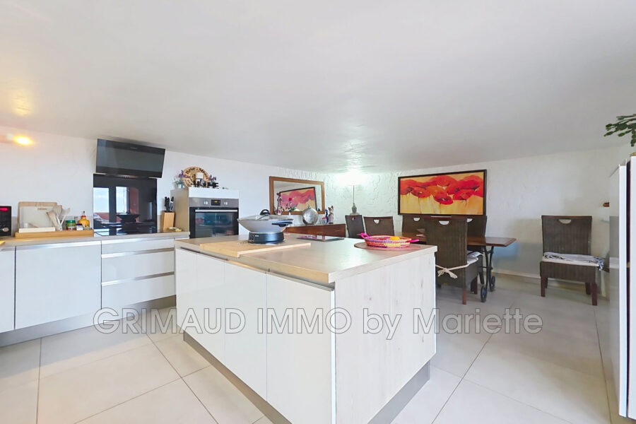Maison à vendre à Grimaud