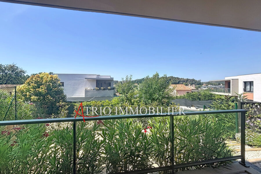 Appartement à louer à Cagnes-sur-mer — Vue sur la ville — photo 8