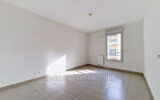 Appartement à vendre à Saint-laurent-du-var — Vue sur la ville — photo 8