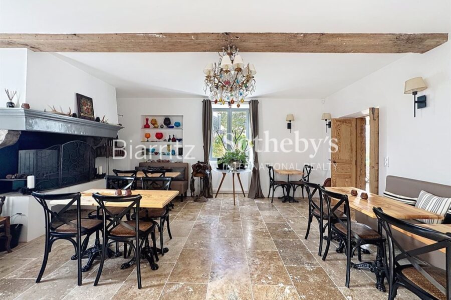 Maison à vendre à Guiche