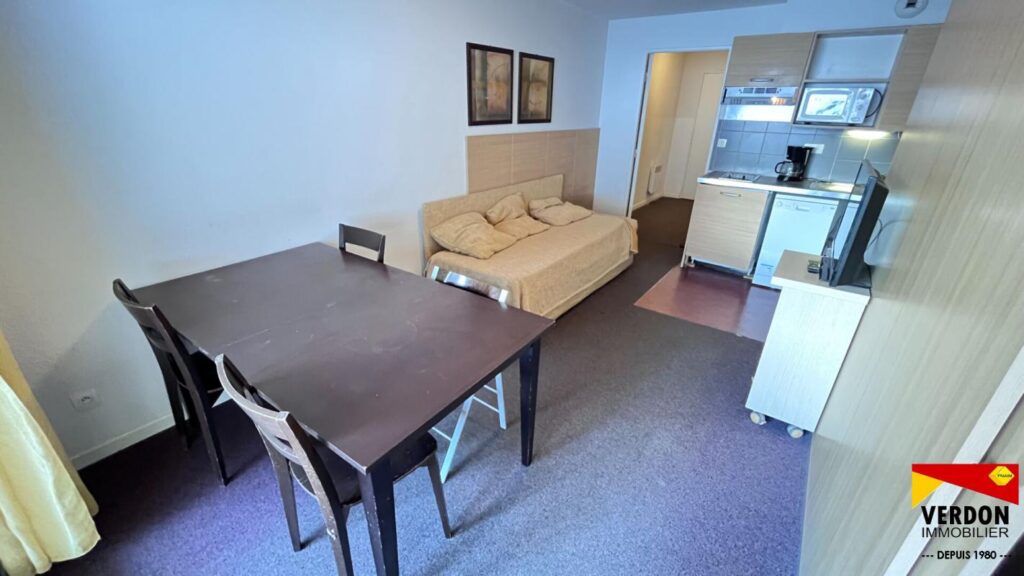 T2 à LA FOUX avec terrasse et box – 2 pièces – 1 chambre – 30 m²