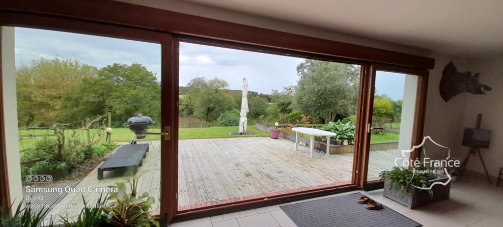 Avoise 72 Magnifique et grande maison habitable de suite – 10 pièces – 3 chambres – 187 m²