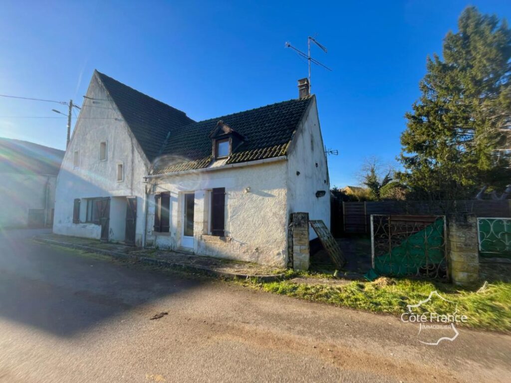 maison de 3 chambres au calme avec dépendances donnant sur l – 5 pièces – 3 chambres – 114 m²