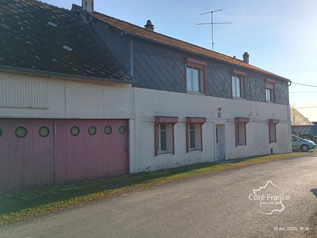 AISNE (02) – GERGNY – Maison de village à rénover – 10 pièces – 6 chambres – 210 m²