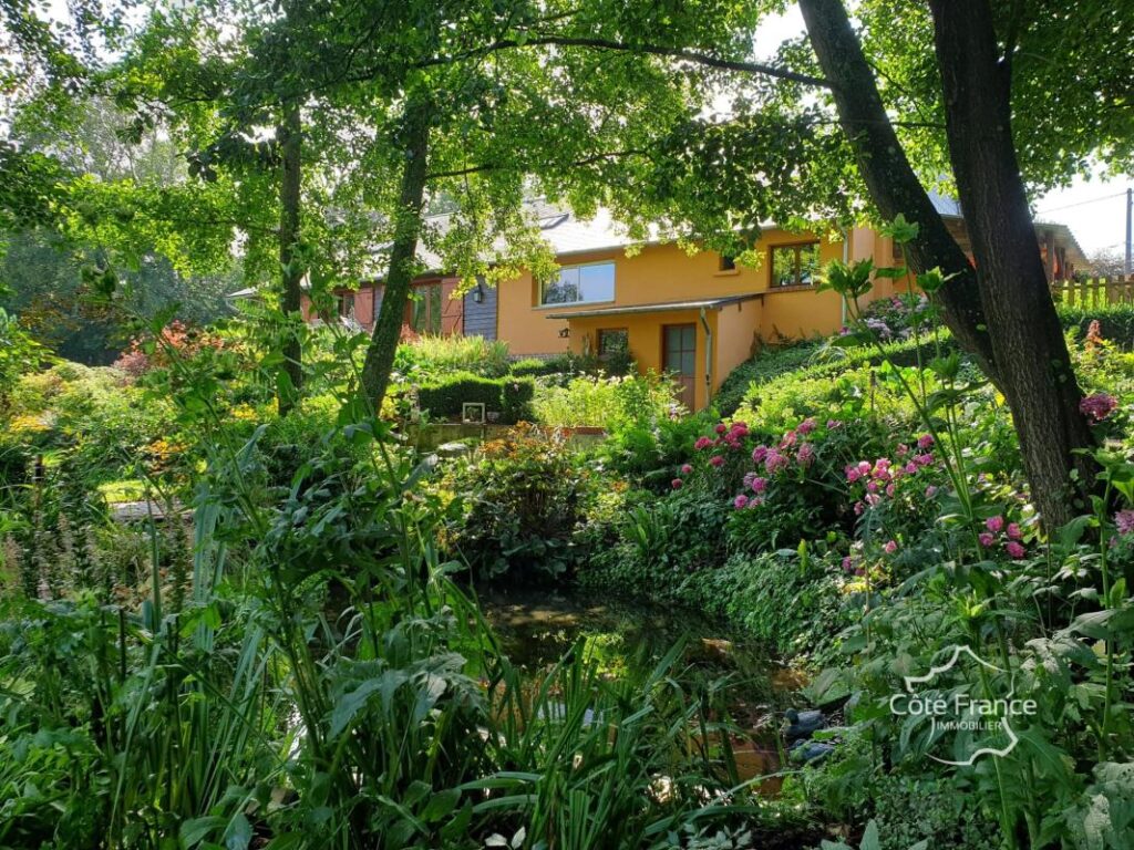 AISNE SAINT GOBERT Belle maison de campagne avec bar privé – 7 pièces – 3 chambres – 186 m²