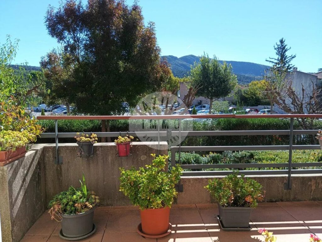 APPARTEMENT T2 52 M² + TERRASSE ET GARAGE – 2 pièces – NR chambres – 52 m²