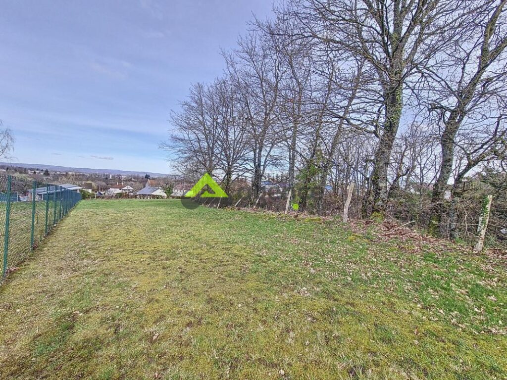 Terrain à bâtir de 800 m2 – NR pièces – NR chambres – 800 m²