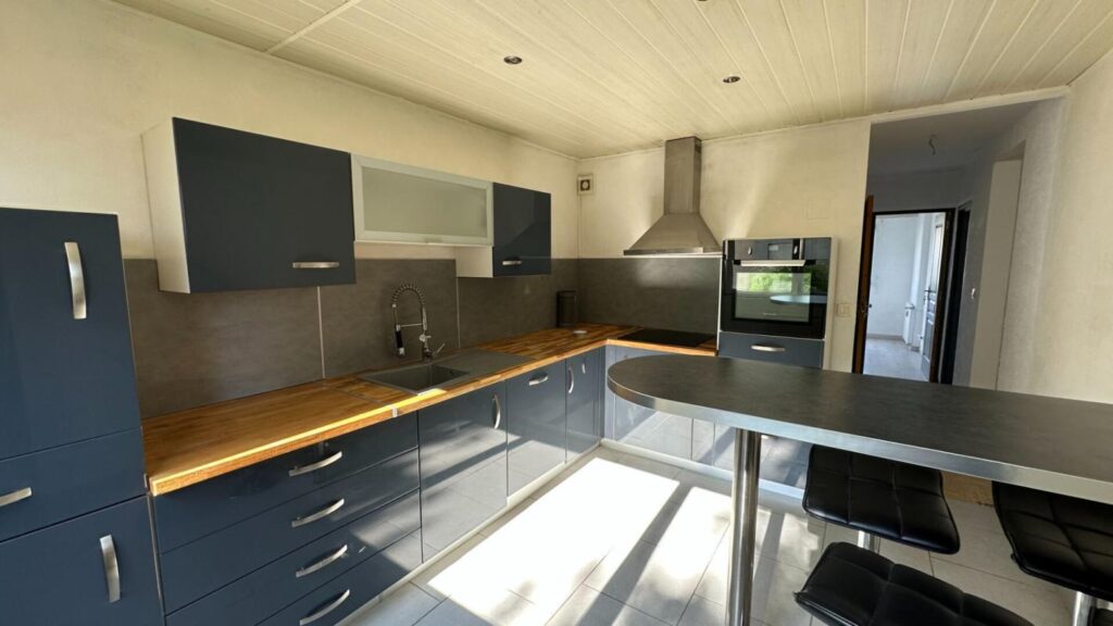 Appartement L Isle Sur Le Doubs 4 pièce(s) 75.89 m2 – 4 pièces – 3 chambres – 75 m²