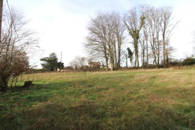 Terrain à bâtir de 1825 m2 – NR pièces – NR chambres – 1825 m²