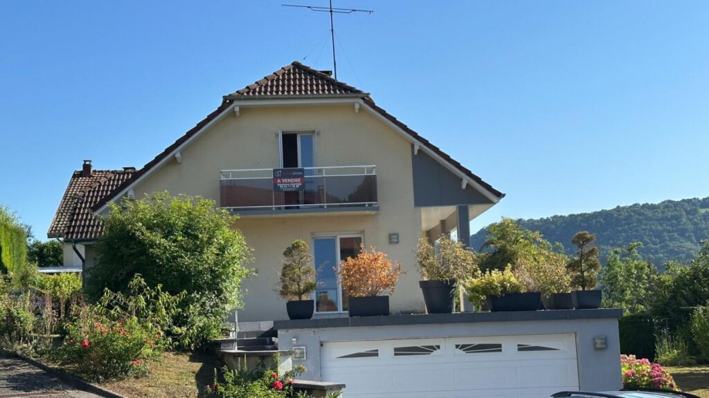 Maison Pont De Roide Vermondans 7 pièce(s) 152.68 m2 – 8 pièces – 5 chambres – 152 m²