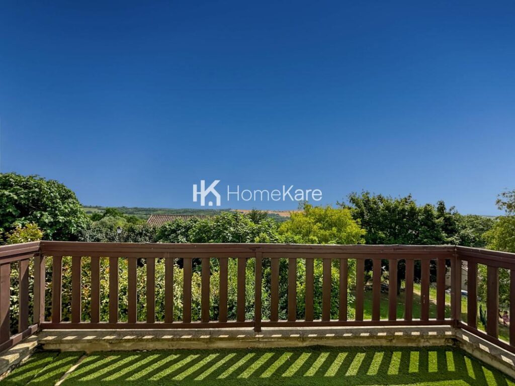 Vue imprenable, volumes généreux et lumière naturelle – 4 pièces – 3 chambres – 96 m²