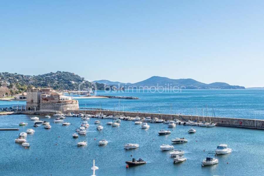 Appartement à vendre à Toulon — Vue mer — photo 1