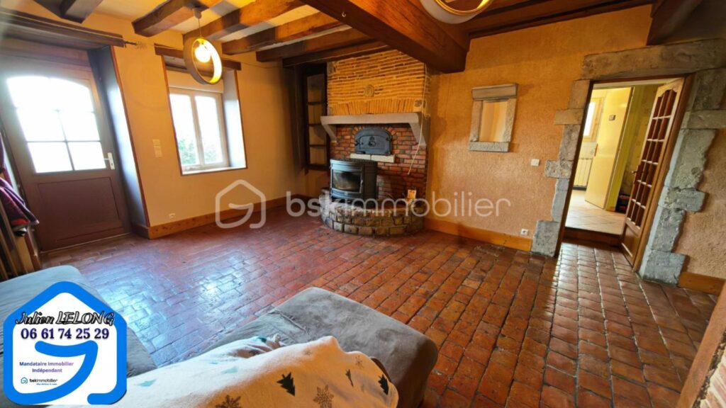 Charmante maison mitoyenne authentique 104 m² habitable environ – 4 pièces – 2 chambres – 112 m²