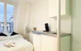 Studio dernier étage vue Tour Eiffel – 1 pièce – 1 chambre – 9 m²