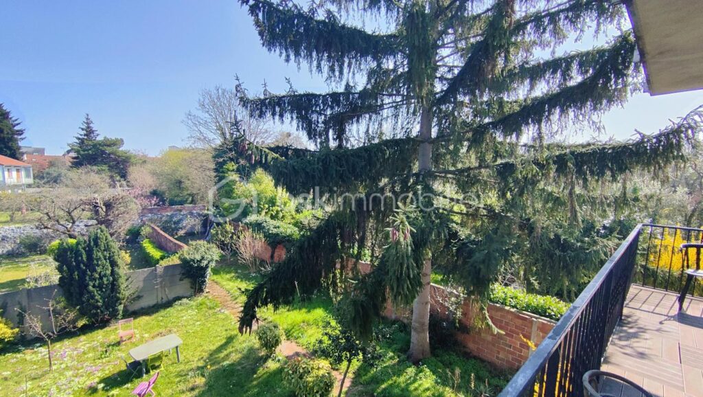 Noisy-Le-Sec – Triangle d’Or– 3 chambres avec Balcons & Box – 4 pièces – 3 chambres – 113 m²