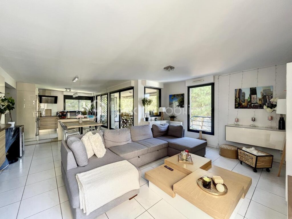 Montpellier Richter, superbe appartement avec terrasse sans vis-à-vis en bordure de Lez – 4 pièces – 3 chambres – 101 m²