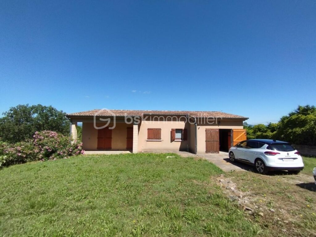 maison – 3 pièces – 2 chambres – 89 m²