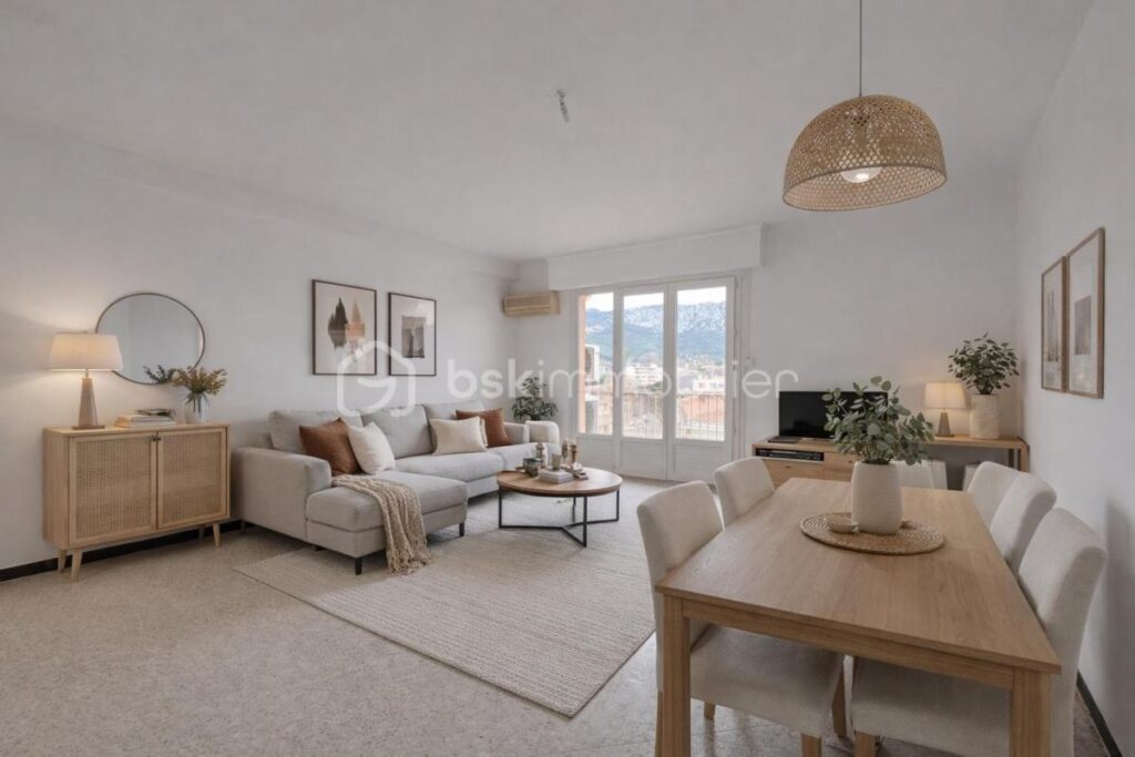 APPARTEMENT T3 LA VALETTE DU VAR DERNIER ETAGE – 3 pièces – 2 chambres – 73 m²