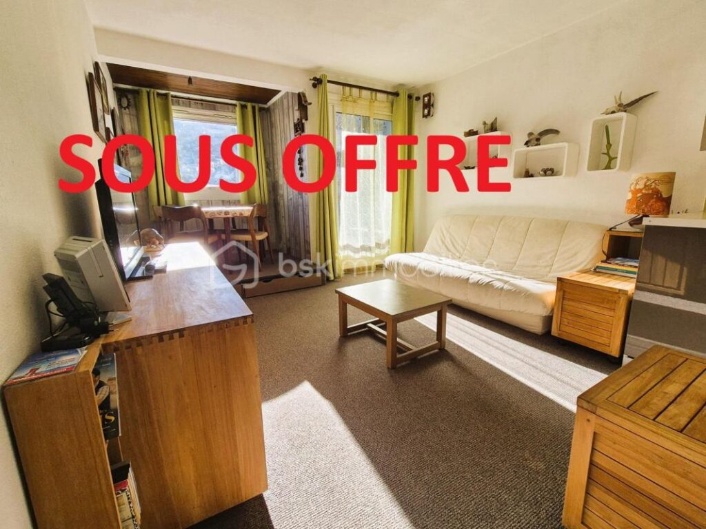 APPARTEMENT 31 M² (28 M² LOI CARREZ) À ALLOS – 1 pièce – NR chambres – 28 m²