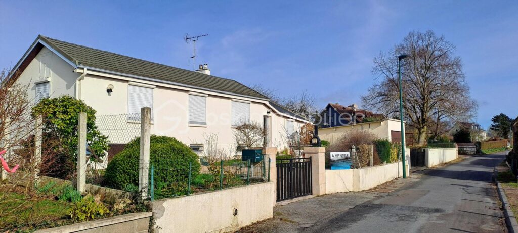 A Norville. Pavillon 4 chambres – 5 pièces – 4 chambres – 129 m²