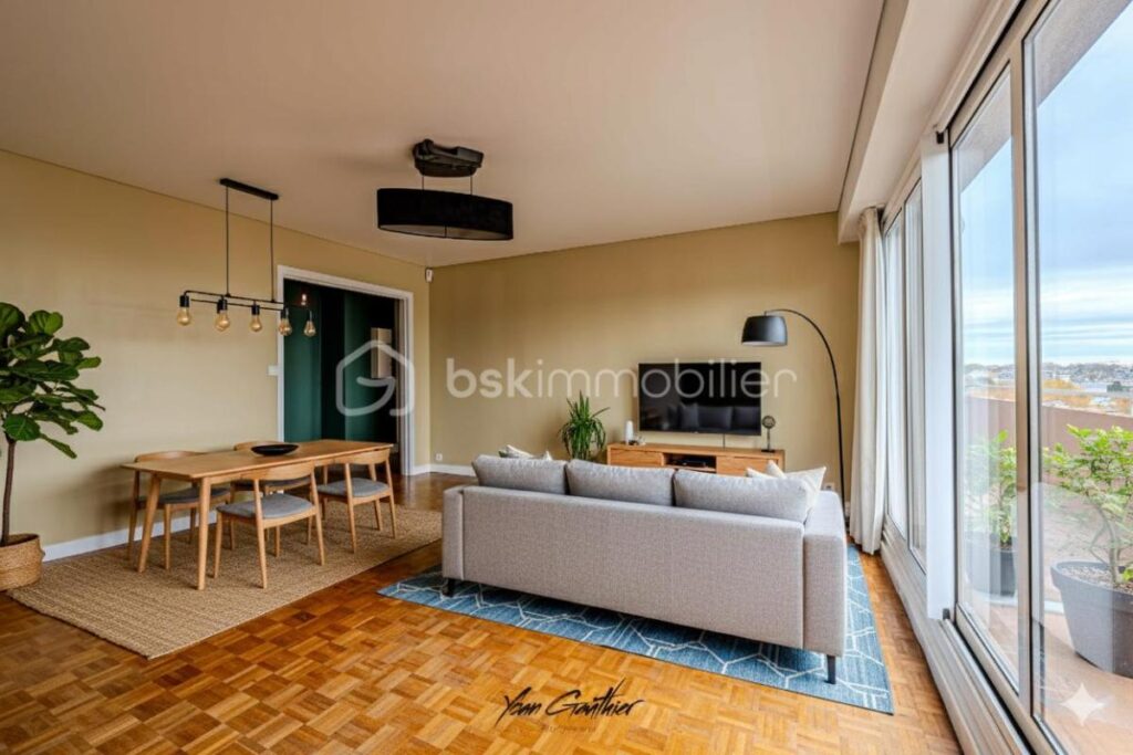 Superbe opportunité, T4 au dernier étage avec ascenseur – 4 pièces – 3 chambres – 83 m²