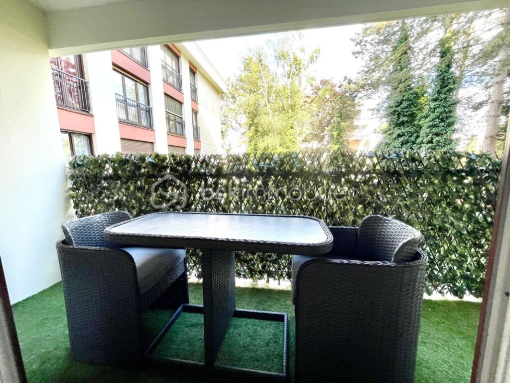 Résidence LES CHAMPS LASNIERS beau F5 avec cave et 2 places de parking privé en sous sol – 5 pièces – 3 chambres – 96 m²