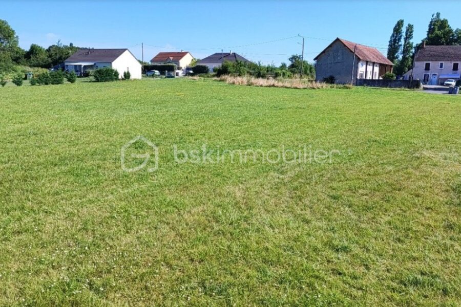 Terrain à vendre à La guerche sur l aubois