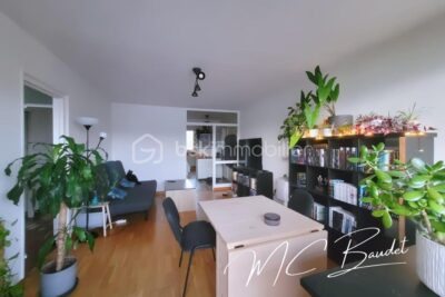 T3 en dernier étage – Secteur Claude KOGAN/Village Olympique – 3 pièces – 2 chambres – 64 m²