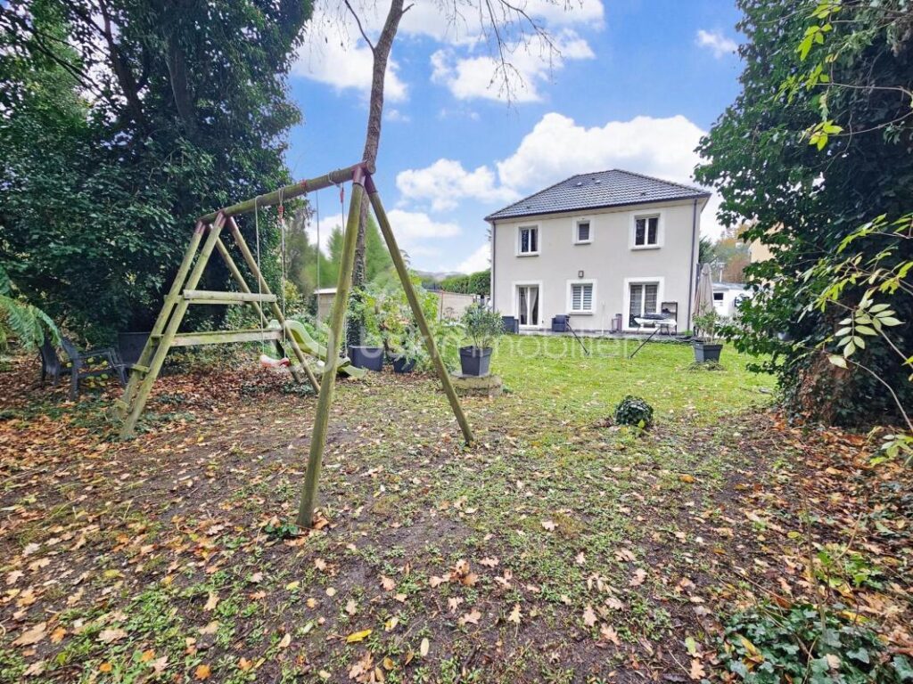 Pavillon 6 pièces non mitoyen 4 chambres jardin SUD 450m² DPE C – 6 pièces – 4 chambres – 100 m²