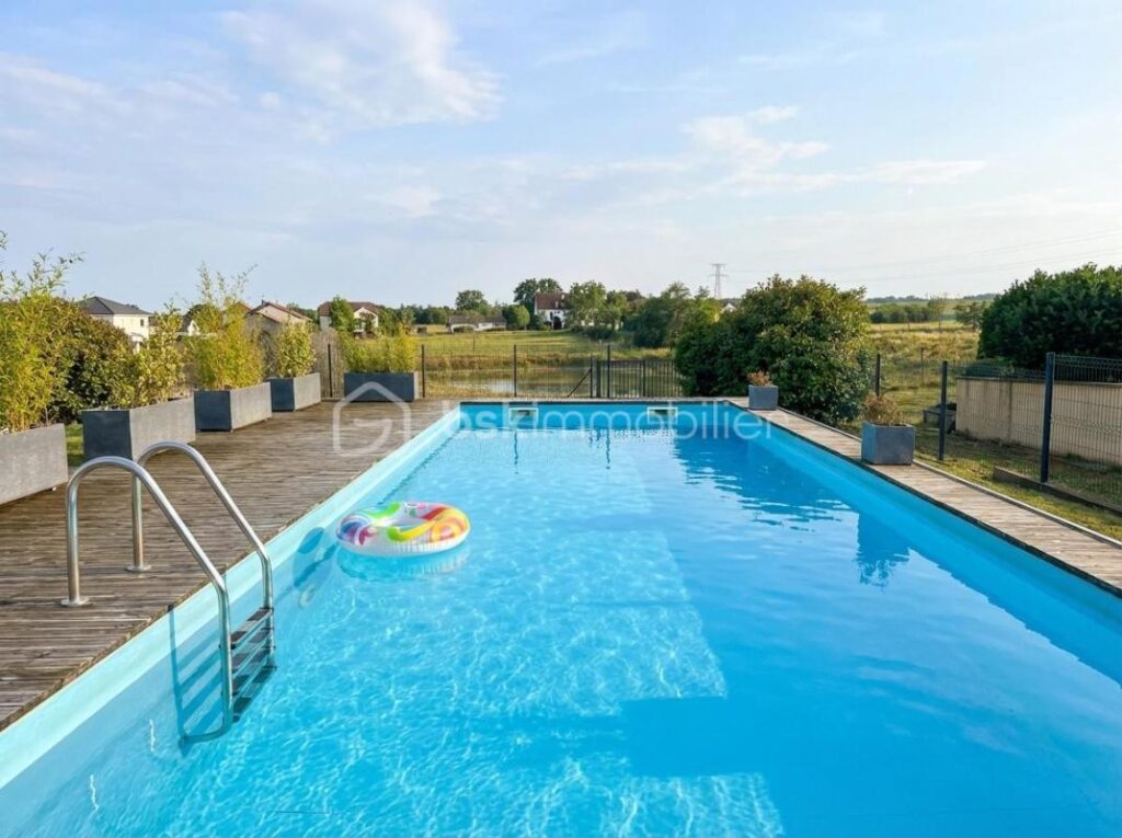 Exclusivité / Maison contemporaine (2009) à Maxstadt 57660 — 150 m², terrain 810 m², piscine, impasse au calme – 6 pièces – 3 chambres – 150 m²