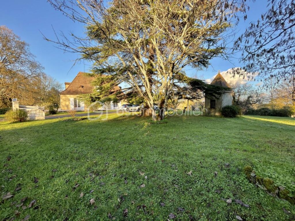 Superbe maison en pierre en position dominante avec vue – 6 pièces – 4 chambres – 120 m²