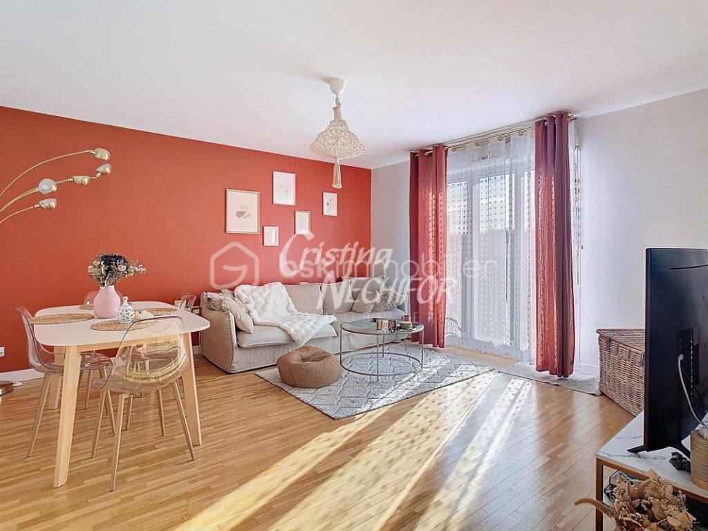 🏡 À Montévrain – Superbe F3 au Dernier étage avec Balcon, 2 places de Parking et Cave – Quartier du Parc des Frênes – 3 pièces – 2 chambres – 62 m²
