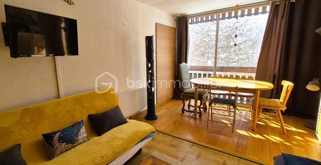 🏔️ GRAND STUDIO 6 COUCHAGES – LA FOUX D’ALLOS – VUE MONTAGNES – 1 pièce – NR chambres – 31 m²