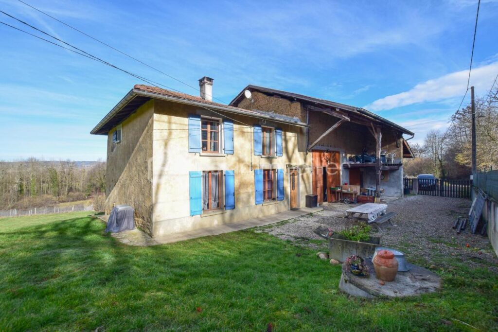 visite virtuelle à 360 sur le site ”jeancrimmo” – 5 pièces – 3 chambres – 98 m²