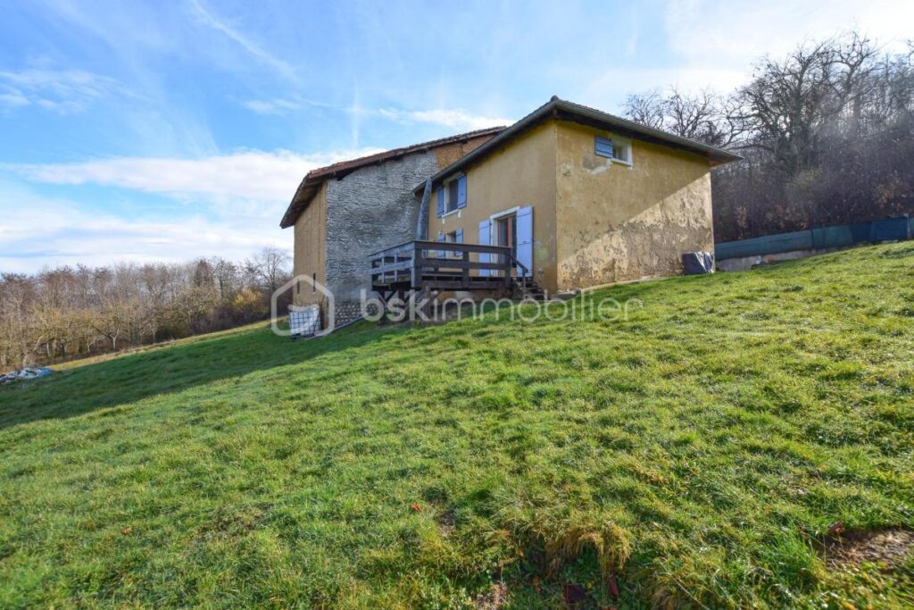 visite virtuelle à 360 sur le site ”jeancrimmo” – 5 pièces – 3 chambres – 98 m²