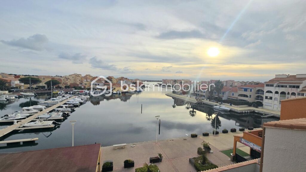 APPARTEMENT VUE ÉTANG ET CANIGOU – 1 pièce – NR chambres – 25 m²