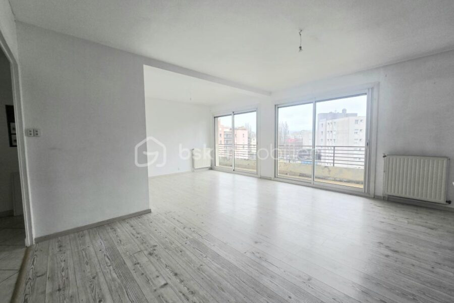 Appartement à vendre à Grenoble — Vue montagne — photo 2